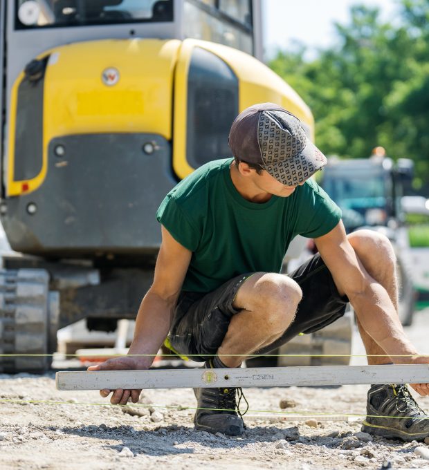 Herisau, Appenzell Ausserrhoden, Schweiz, 9. Juni 2023 - Waldburger Gartenbau, Mitarbeiter Portrait.
