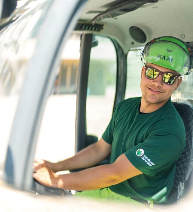 Herisau, Appenzell Ausserrhoden, Schweiz, 9. Juni 2023 - Waldburger Gartenbau, Mitarbeiter Portrait.